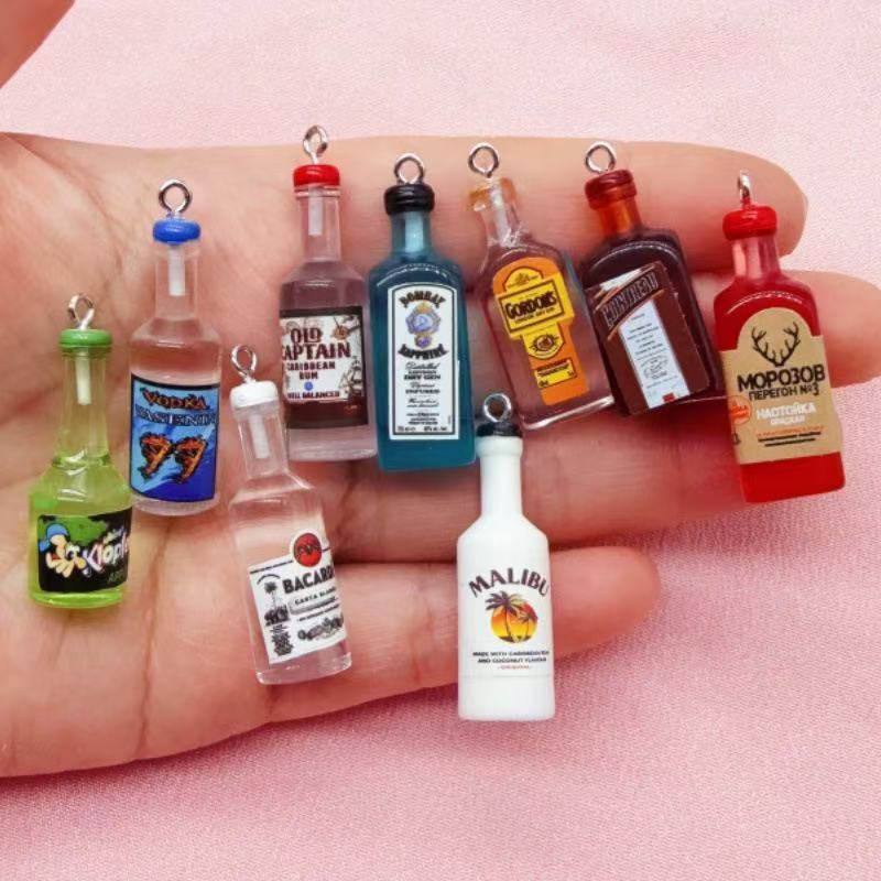 11 peças de Mini Pingentes 3D  - Jewelry Making Resin avaliação e preço